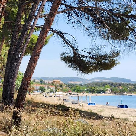 Pine Beach Holiday Home 2 Bedrooms 50 Meters To The Beach Kalyves Polygyrou المظهر الخارجي الصورة